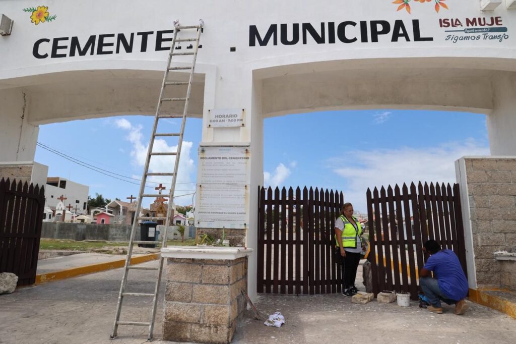 Cementerio Isla Mujeres