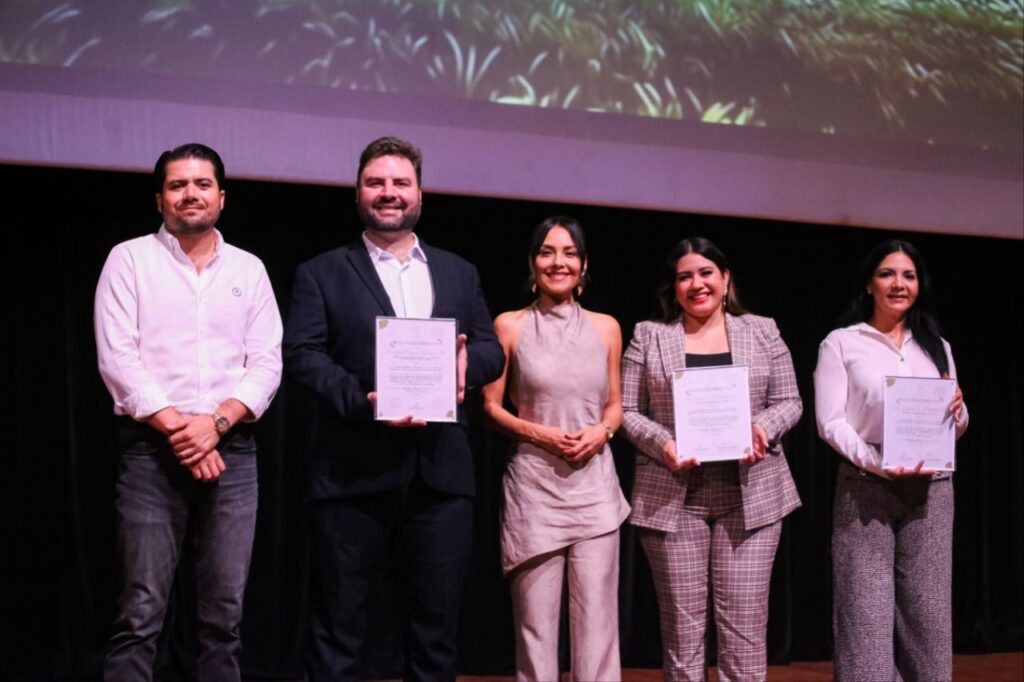 ccb33ccc-6f7d-40dd-849e-14a560e58b48